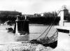 Destruction des ponts. Lyon. La passerelle du collège au lendemain du 2 septembre 1944.